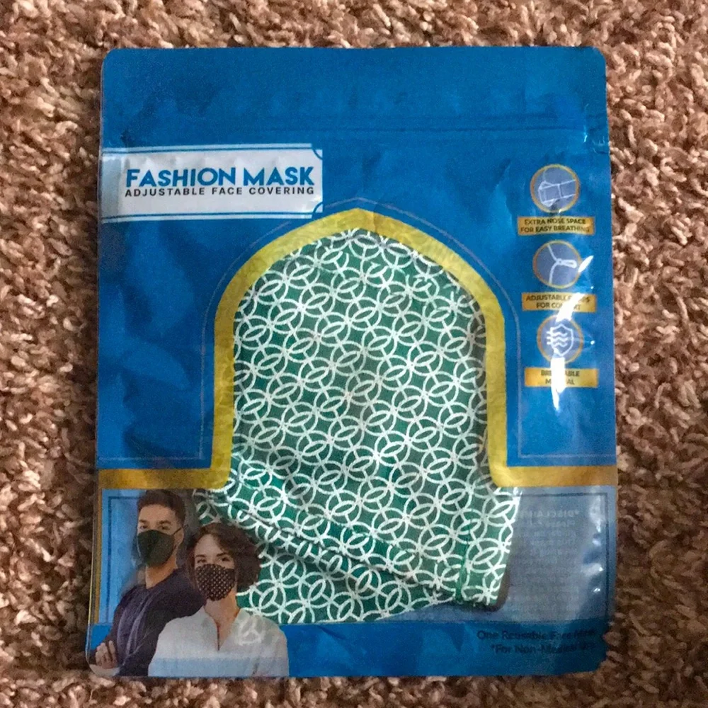 😷 Unisex Face Mask